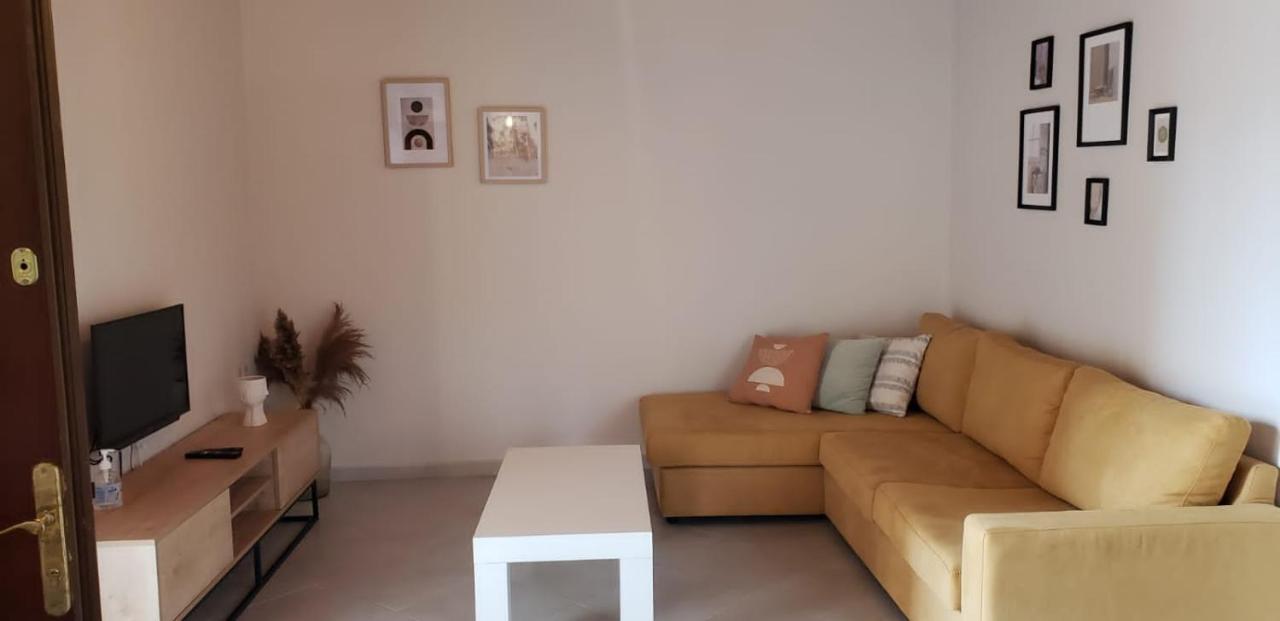 Michalis, 2-Bedroom Apartment In Saranda Exteriör bild